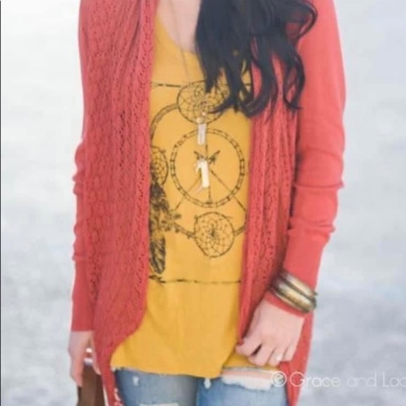 Grace & Lace 2 way cardigan - Picture 2 of 3